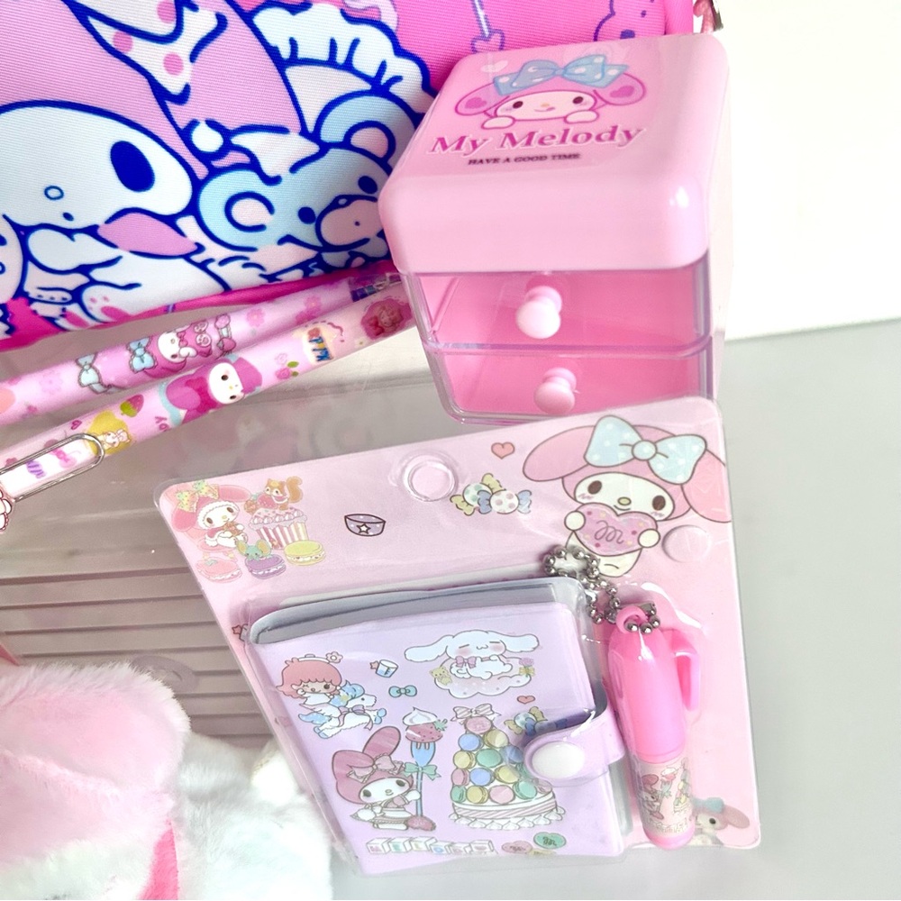 🩷(MY320) My Melody Adorable 11-Piece Pencil Case Bundle! - Picture 6 of 7